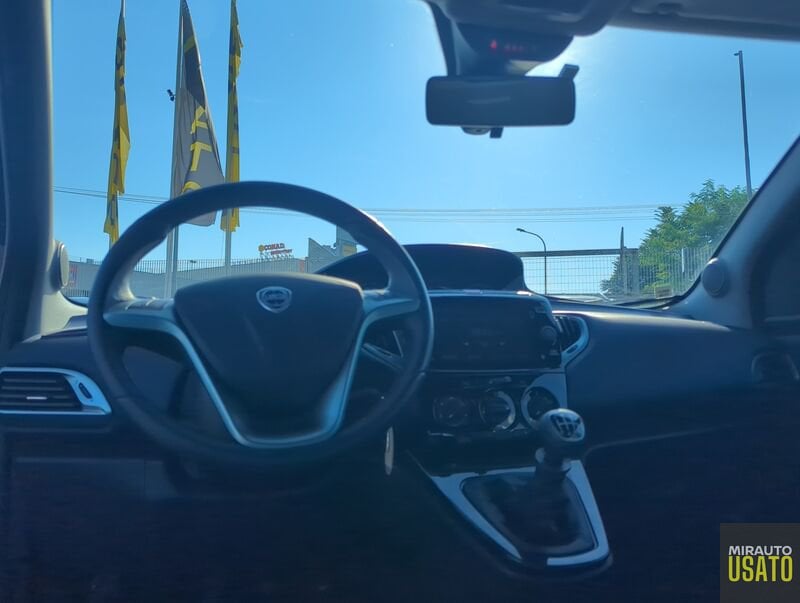 Lancia Ypsilon  1.0 FireFly 70cv Hybrid Gold