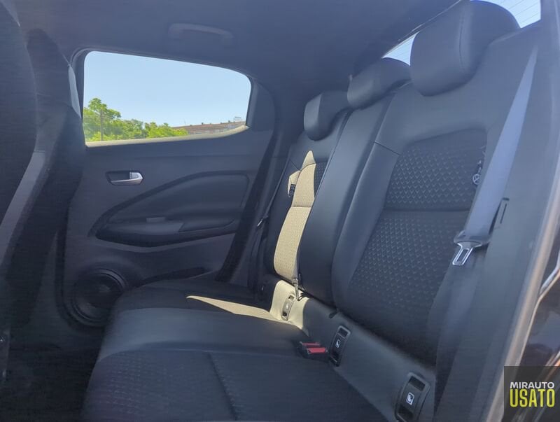 Nissan Juke  1.0 DIG-T 114 Mt N-Connecta