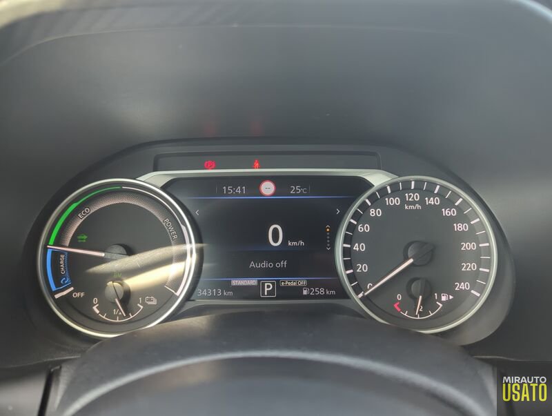 Nissan Juke  1.6 HEV N-Connecta Auto
