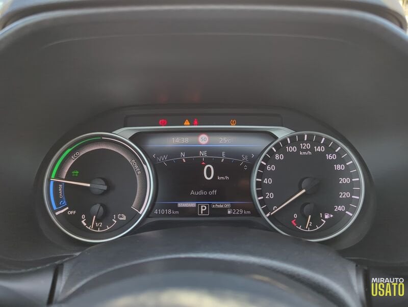 Nissan Juke  1.6 HEV N-Connecta Auto