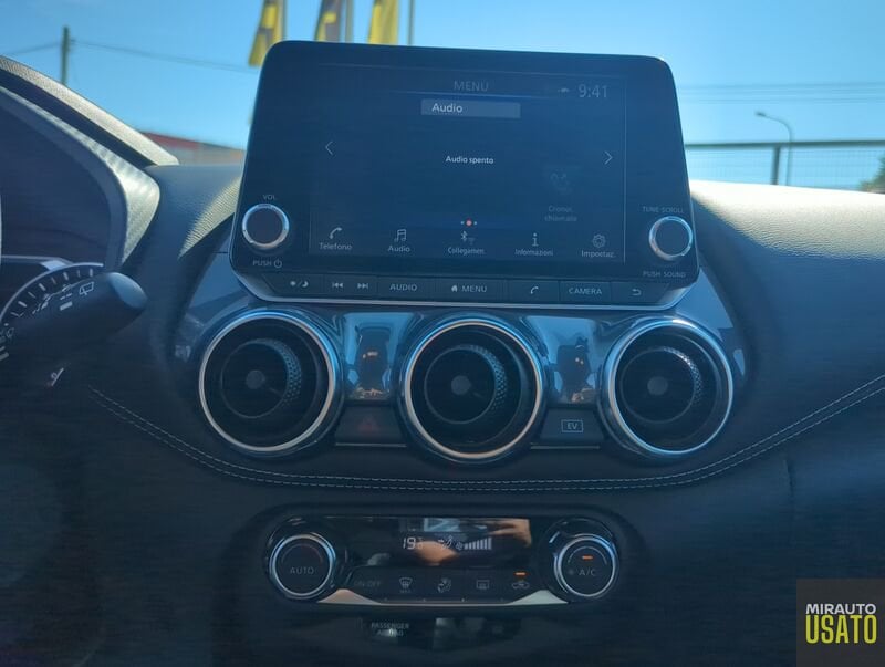Nissan Juke  1.6 HEV N-Connecta Auto