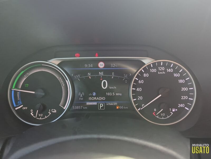 Nissan Juke  1.6 HEV N-Connecta Auto