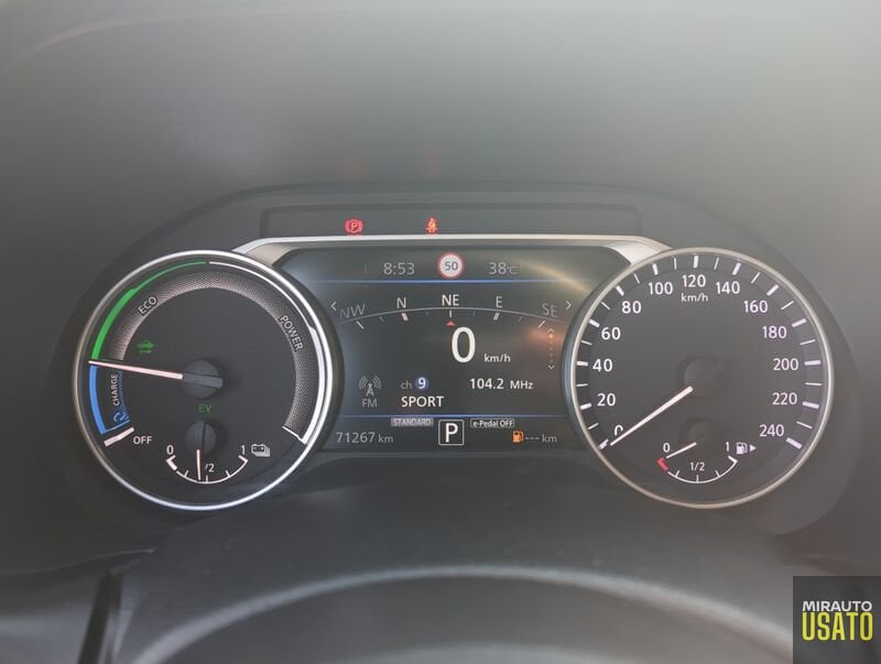 Nissan Juke  Juke 1.6 hev N-Connecta