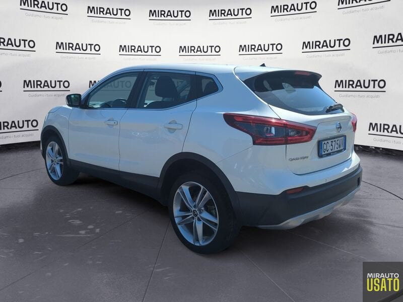 Nissan Qashqai  Qashqai 1.3 dig-t N-Motion Start 140cv
