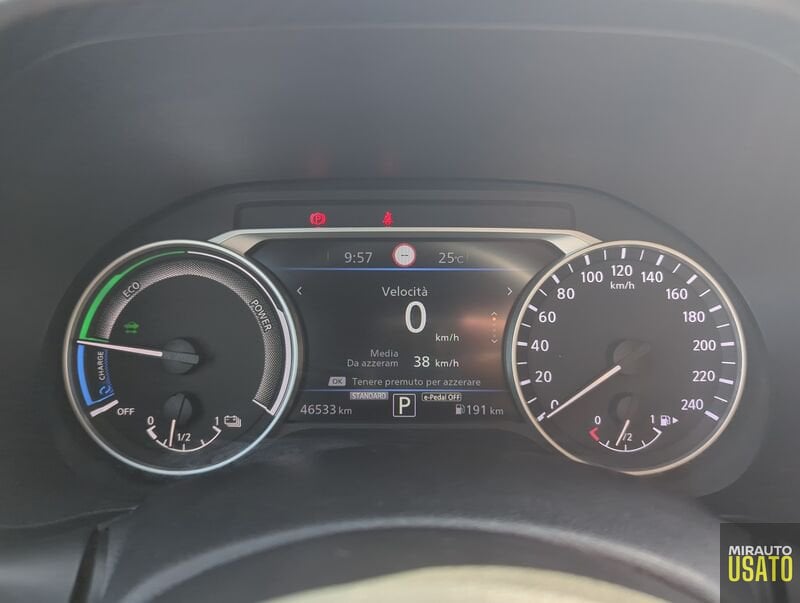 Nissan Juke  1.6 HEV N-Connecta Auto