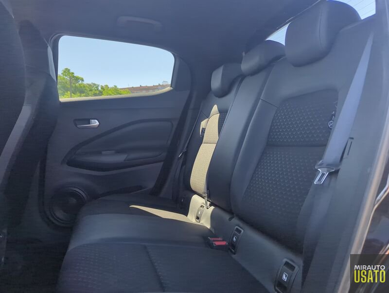 Nissan Juke  1.0 DIG-T 114 Mt N-Connecta