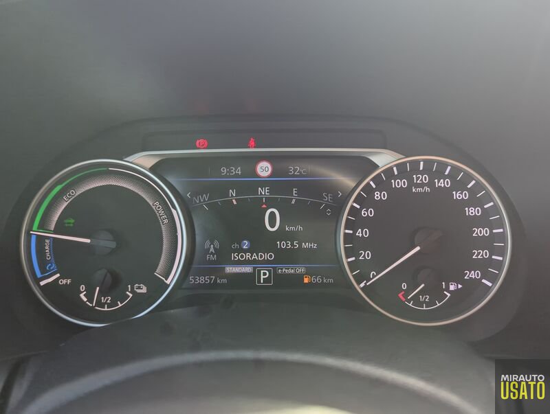 Nissan Juke  1.6 HEV N-Connecta Auto
