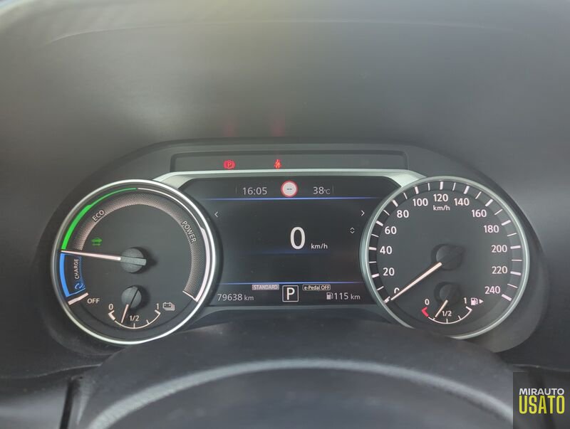 Nissan Juke  1.6 HEV N-Connecta Auto