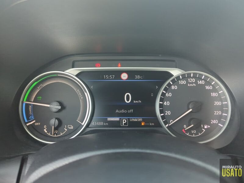 Nissan Juke  1.6 HEV N-Connecta Auto