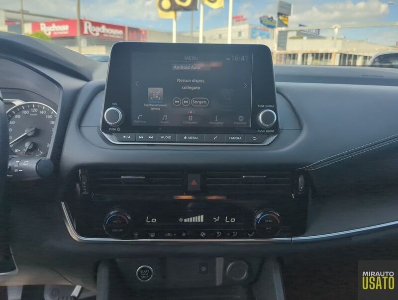 Nissan Qashqai  1.3 MHEV 140 Business