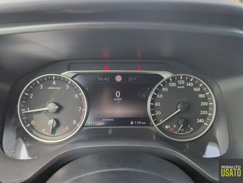 Nissan Qashqai  1.3 MHEV 140 Business