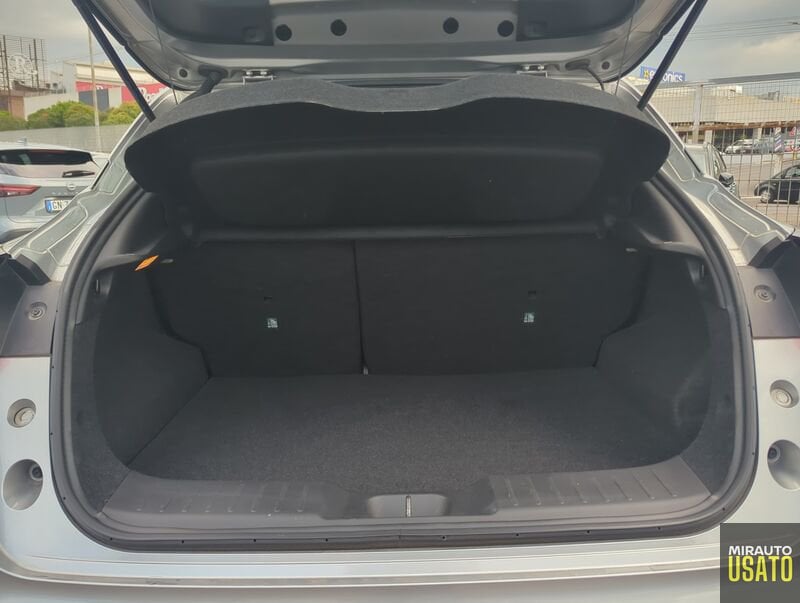 Nissan Juke  Juke 1.6 hev N-Connecta